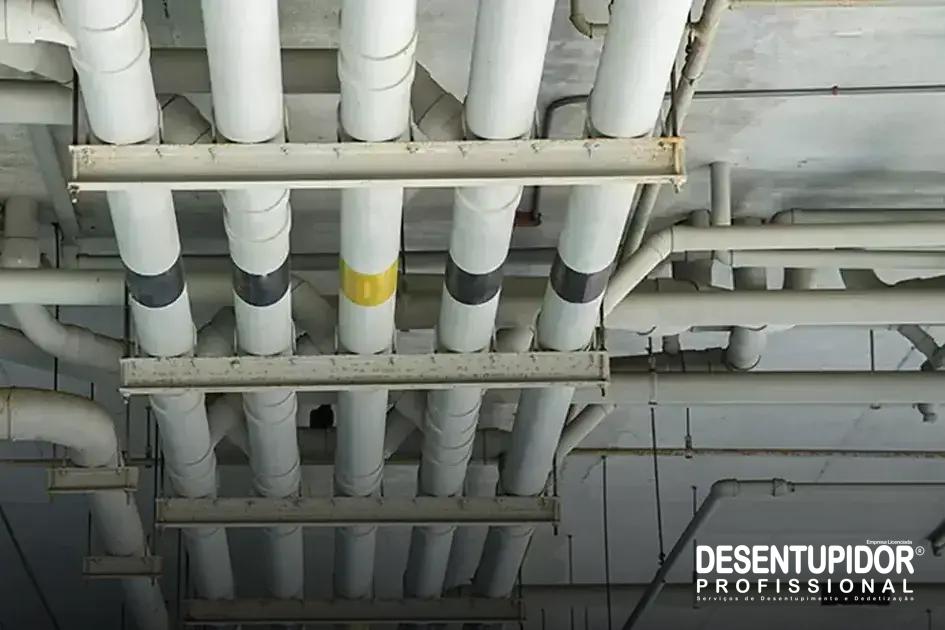 Identificando os sinais iniciais de infiltração em edificações