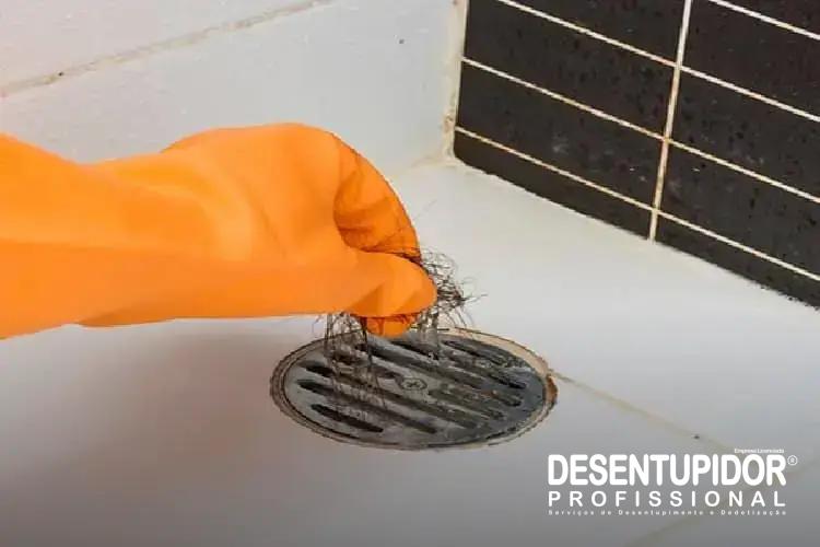 Sinais de que Você Precisa de um Serviço de Desentupimento