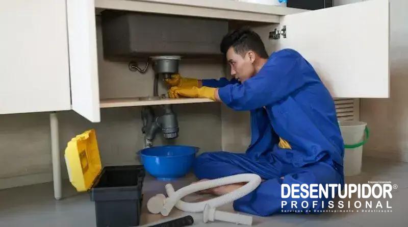 Melhores práticas de manutenção para prevenir entupimentos em ambientes corporativos