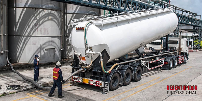 Transporte de Resíduos São Paulo | Desentupidor Profissional