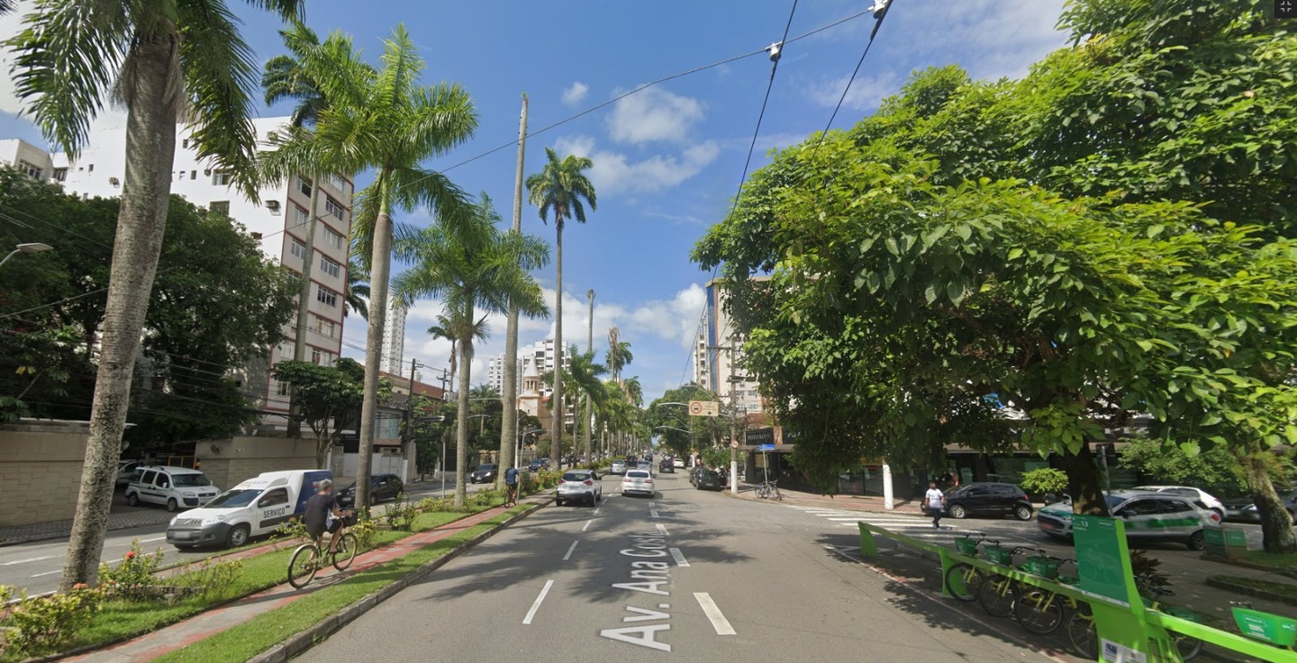 Desentupidora na Av. Ana Costa, Santos